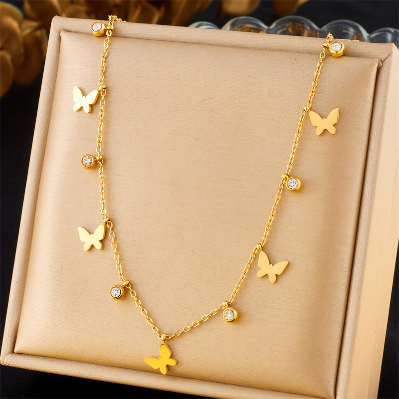CZ Butterfly Tassel Necklace S - Butterfly Clasp Deployant recension och pris